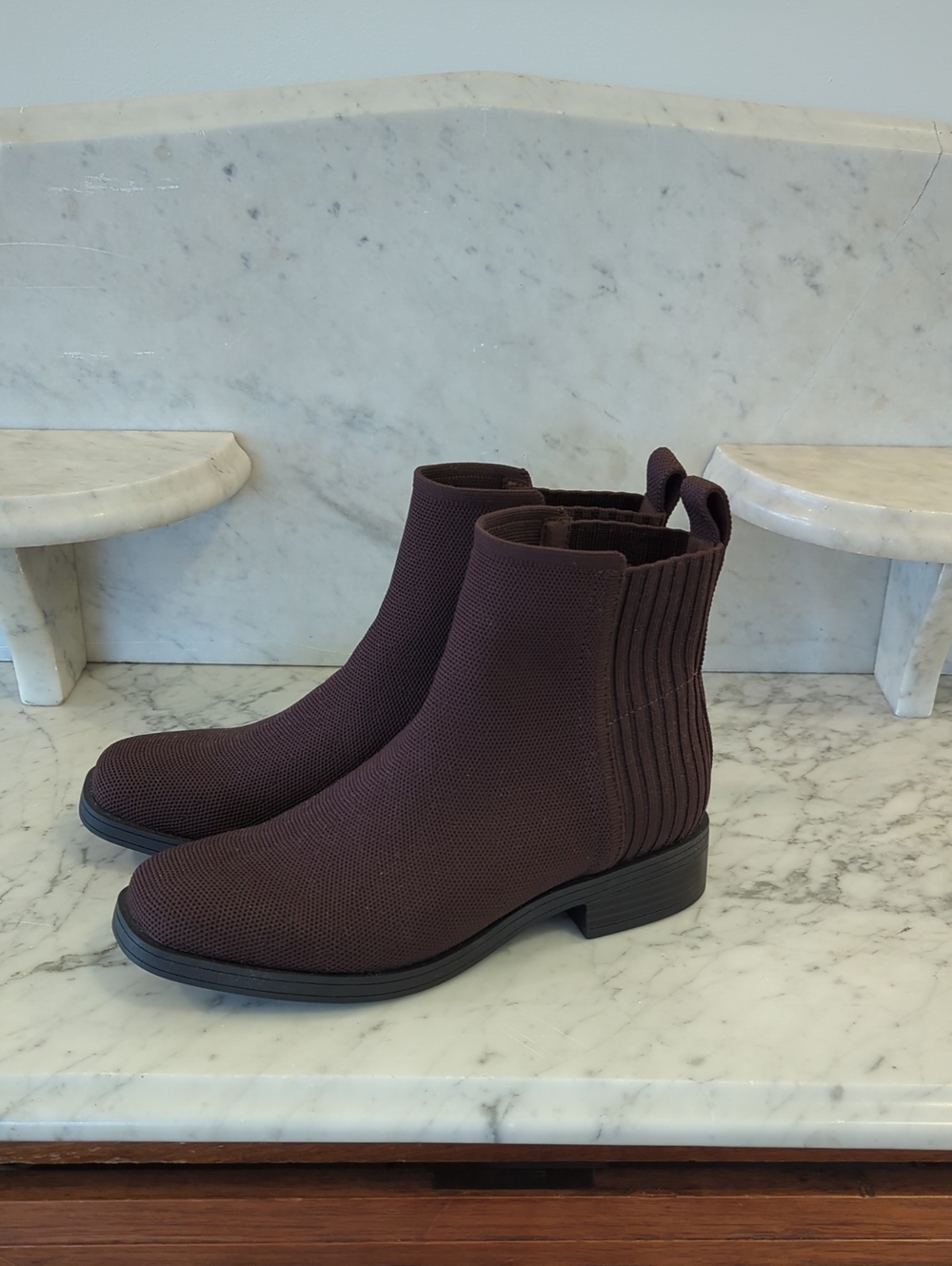 Vivaia Waterproof Ankle Boots -Chocolare Brown Size 6